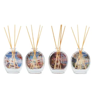 4er-Set elegante Raumduft-Diffusoren mit farbenfrohen Etiketten und Holzstäbchen