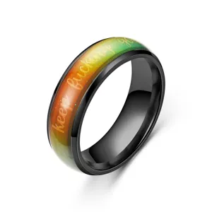 Edelstahl Stimmungring mit Gravur, modischer Inspirationsschmuck für Damen und Herren.