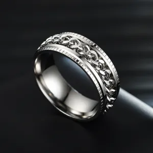 Edelstahl Spinner Kette Ring für Herren, modisches Metallband mit filigranen Prägungen für Details.