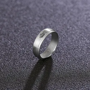 Stainless steel crown couple ring, 6mm wide band detail view, romantic jewelry design.