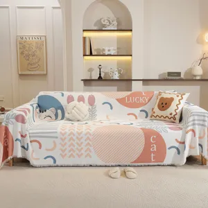 Housse de canapé style nordique avec motif chat et porte-bonheur pour salon cosy