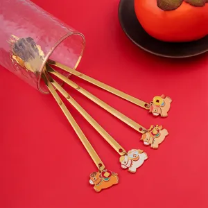 Set de cucharas de café de acero inoxidable con colgante de caballo para año nuevo.