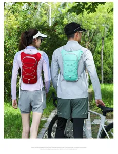 Leichter Sport-Fahrradrucksack und Outdoor-Lauf-Trinkweste zum Wandern und Reisen.
