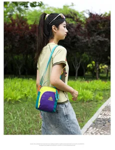 Outdoor lifestyle detail showing the colorful crossbody bag worn, highlighting style.