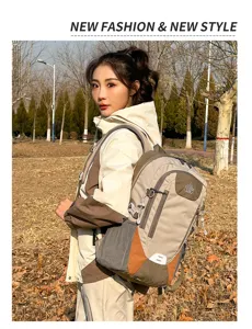 Wasserdichter Outdoor Wanderrucksack, leicht und grosses Volumen fur Camping und Sportaktivitat.