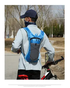 Outdoor cycling hydration backpack, lightweight sports running travel backpack with mesh pocket.