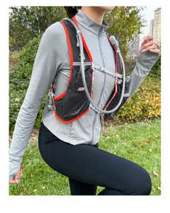 Leichter Marathon-Laufrucksack mit Trinkblase für Outdoor-Sport, Radfahren und Trails.