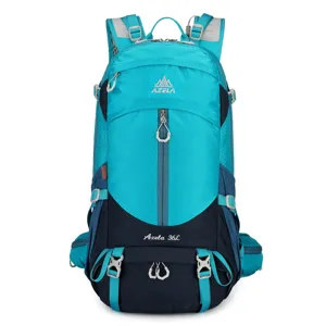 Zaino da trekking 36L blu brillante e blu scuro, resistente e ideale per avventure all'aperto.