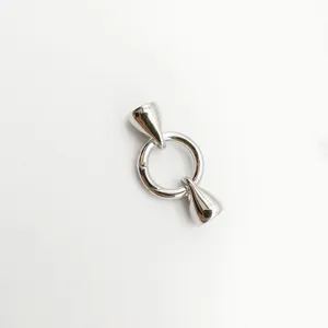 Silver metal DIY jewelry clasp detail, spring round buckle for custom pearl necklaces.