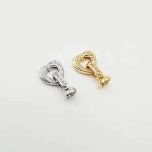 Fermoir coeur strass zircone bijoux DIY collier bracelet connecteur details gros plan
