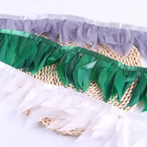 Ruban de garniture en plume DIY accessoires de vêtements faits à la main multicolore