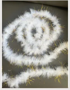 Witte veren boa met gouden tinsel 4-5cm diameter 10m lang kerstfeest kleding decoratie mooi