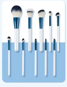 Details of the 10-piece makeup brush set with soft bristles and blue handles for makeup.