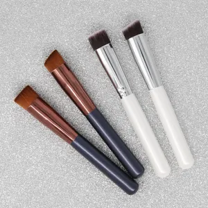 Professionele Foundationborstel Synthetische Vezel Borstelharen Houten Handvat Draagbare Make-up Tool Voor BB Cream Concealer Basis Make-up Platte Schuine Borstel