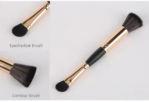 Pinceau maquillage double embout aux poils doux, outil polyvalent pour paupières et contouring.