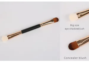 Vue détaillée du pinceau maquillage double embout avec poils doux pour paupières et anticernes.