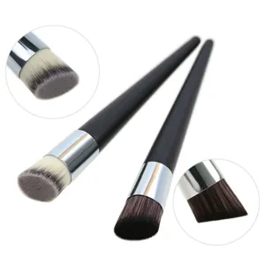 Professional Angled Foundation Brush Wooden Handle Synthetic Bristles Seamless Liquid Cream Concealer Makeup Brush Tool