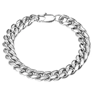 Stainless steel cuban link bracelet, silver metal chain detail for men and women.