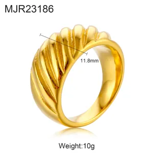French Vintage Stainless Steel Beveled Texture Wide Band Ring For Women Electroplated Gold Niche Design Twisted Ring Jewelry Gift