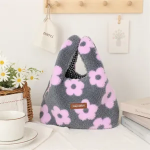 Ins-Stil flauschige Blumen Handtasche, retro plüsch Tote Bag für Damen, kuschelige Tasche.