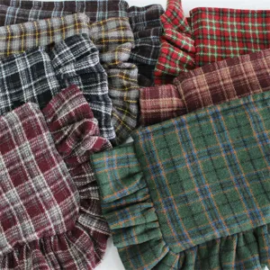 Retro plaid ruffle cosmetic bag large capacity portable women storage clutch bag details