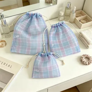 Organzaraute Kordelzugbeutel, transparentes Mesh Schmuck Geschenkverpackung Detailansicht.