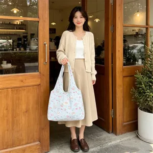 Korean style cartoon printed canvas tote bag, large capacity casual shoulder bag for students.
