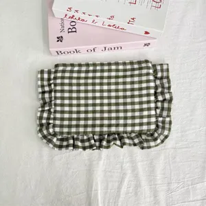 Groene geruite cosmetische tas met volants stijlvolle make-up etui draagbare toilettas.