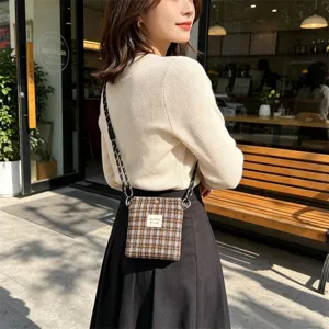 Retro woolen plaid mini crossbody bag, minimalist casual shoulder phone bag for daily use.