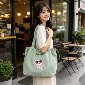 Bolso de lona bordado con cerdito de dibujos con cordon, gran bolso de hombro diario.
