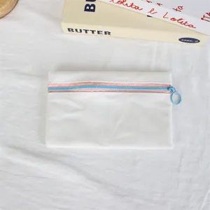 White canvas pencil case with pink zipper and blue ring pull, portable pouch for stationery storage.