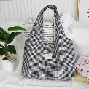 Casual black and white gingham tote bag, large capacity daily commuting shoulder bag.