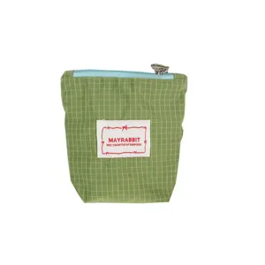 Cute green grid nylon mini zipper coin purse portable lipstick and headphone storage bag.