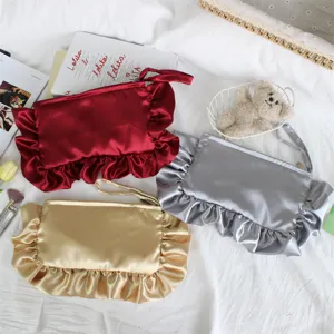 Bolso de mano de raso con volantes estilo francés, bolsa de cosméticos de noche lisa.