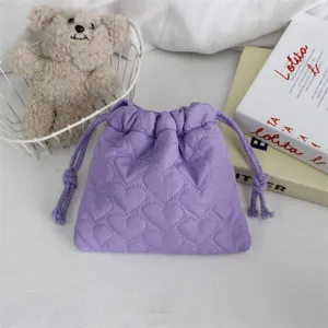 Sac à cordon matelassé cœur violet pochette souple rembourrée rangement bijoux maquillage