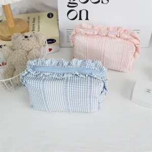 Koreaanse stijl geruite cosmetische tas met volants, schattige stoffen make-up etui voor reizen.