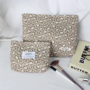 Ensemble de trousses de maquillage à imprimé léopard rétro, pochette élégante pour tous.