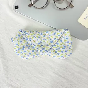 Floral quilted glasses case portable storage pouch cute protective sleeve for daily use