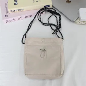 Nylon Mini Umhängetasche, kleine Handytasche mit verstellbarem Gurt für Freizeit und Alltag.