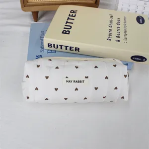 Koreaans stijl gewatteerd hart etui draagbare dagelijkse opslag make-up tas schattig ontwerp