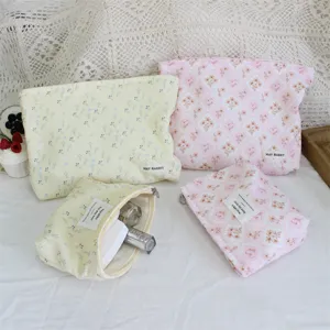 Corduroy floral cosmetic bag cute portable zipper storage pouch for makeup essentials.