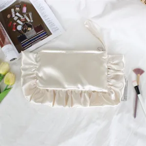Elegante bolso de mano de satén con volantes para mujer, neceser de maquillaje plisado y fiesta.