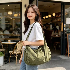 Borsa a tracolla verde grande capacità casual, borsa a secchiello regolabile.