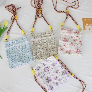 Kleine Blumige Umhängetasche Süsse Canvas Schultertasche Verstellbarer Riemen Mini Tasche