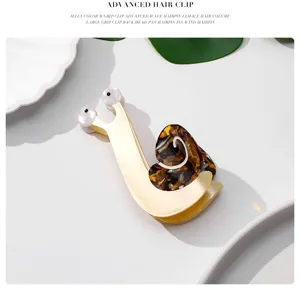 Kreative Cartoon Schnecke Acetat Haarklammer, süße Haifischklammer für Damen Styling.
