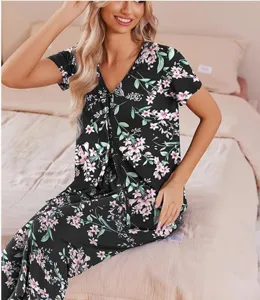 Floral print short sleeve pajama top and cropped pants set, comfortable sleepwear for women.