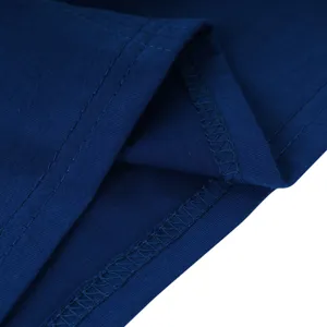 Donkerblauwe dames top close-up zoom stiksels detail premium stof casual ademend