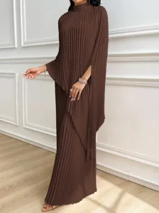 Elegant brown long sleeve pleated maxi dress, comfortable loose fit and chic design for women.