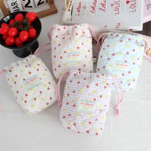 Quilted Padded Drawstring Camera Bag Protective Pouch For CCD Polaroid Anti-Fall Grid Strawberry Rabbit Pattern Storage Bag