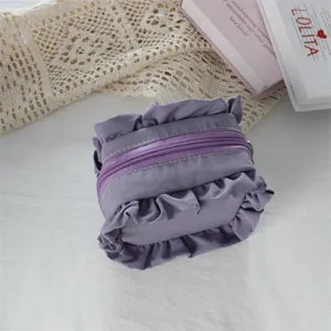 Lila Geraeschte Kosmetiktasche Suesse Make-up Tasche Tragbare Aufbewahrung Muenztasche
